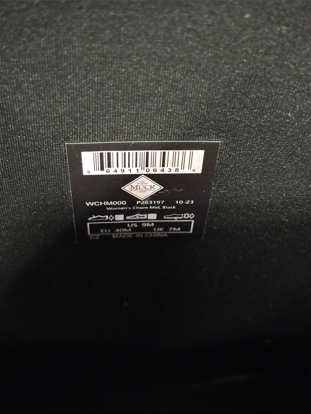 Women's Muck Chore Classic Mid Boots (Black) - Size 9
